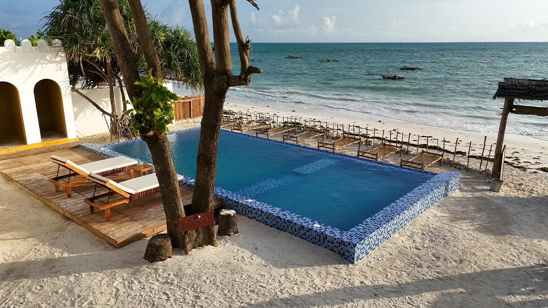 גאמביאני Coco Beach Hotel מראה חיצוני תמונה